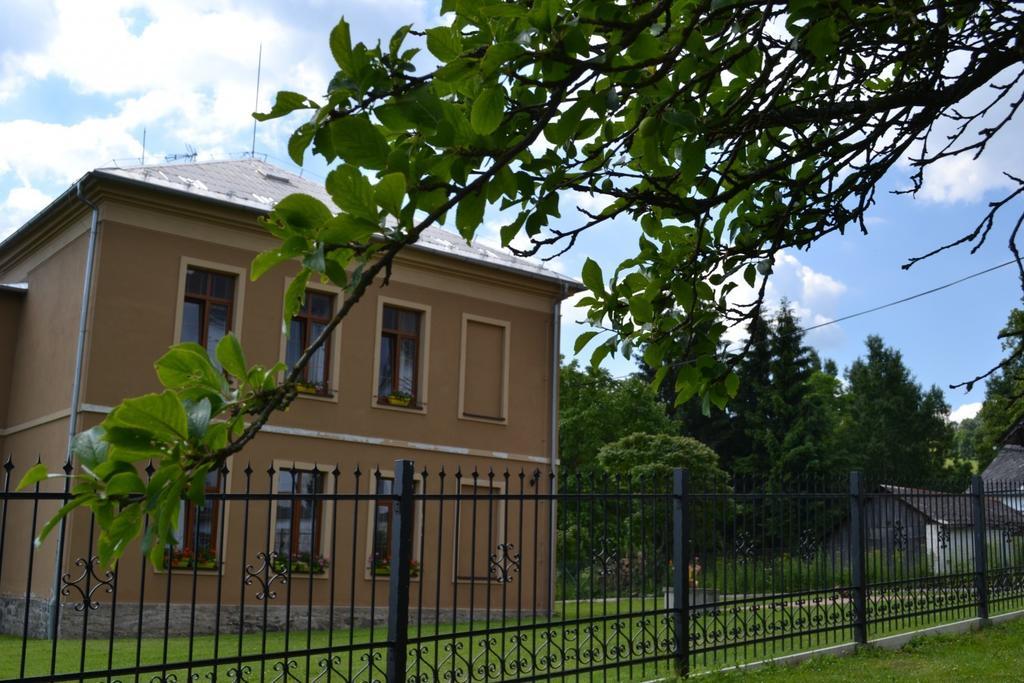 Pension Stará škola Vysoké Žibřidovice Exterior foto